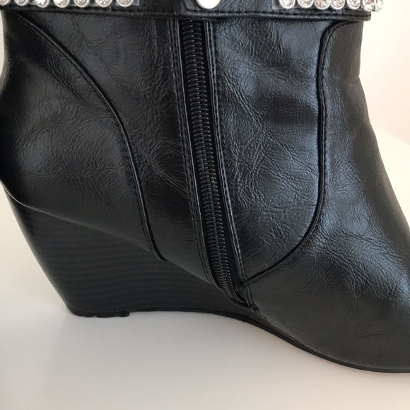 MAURICES 8 booties - Picture 4 of 16